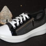 Nyon Black