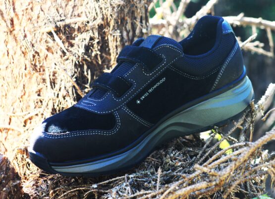 Dynamo Velcro Black